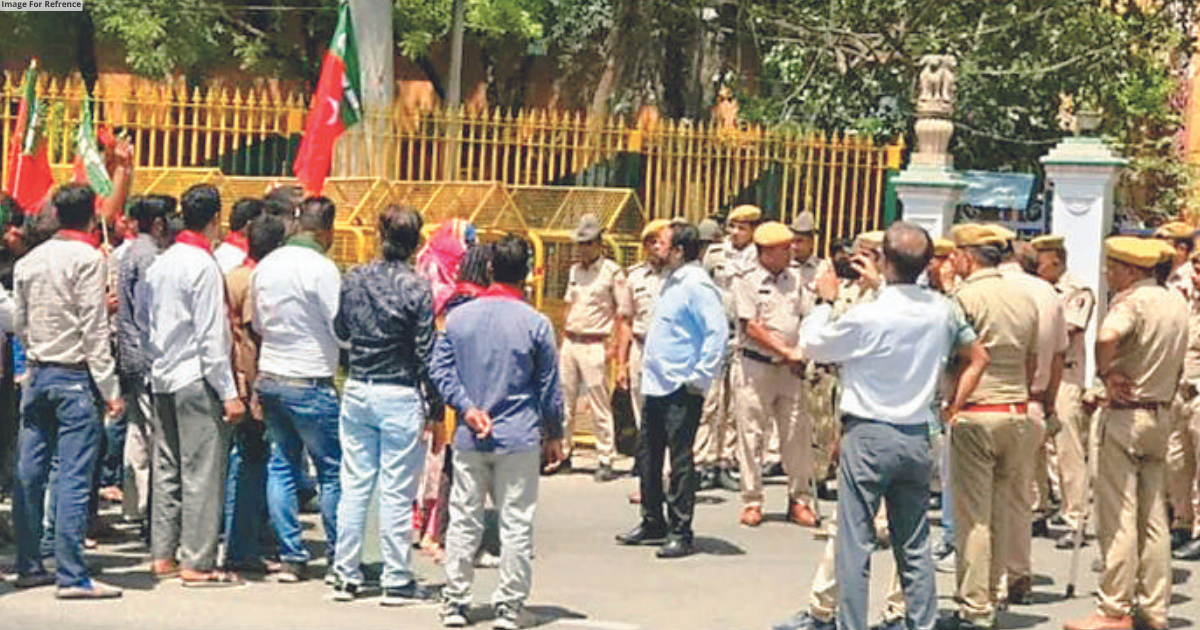 SDPI protests over religious movie of Annu Kapoor in Bhilwara